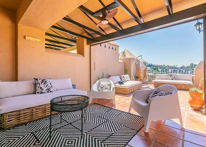 Lägenhet New !!! Duplex Penthouse 2 Avec Tennis, Padle, Golf Estepona