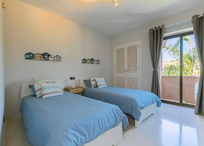 Апартаменты New !!! Duplex Penthouse 2 Avec Tennis, Padle, Golf Эстепона